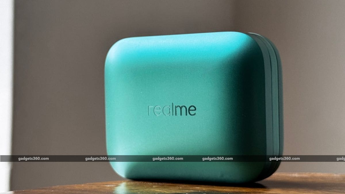 realme buds air 7 pro gadgets 360 review case Realme Buds Air 7 Pro